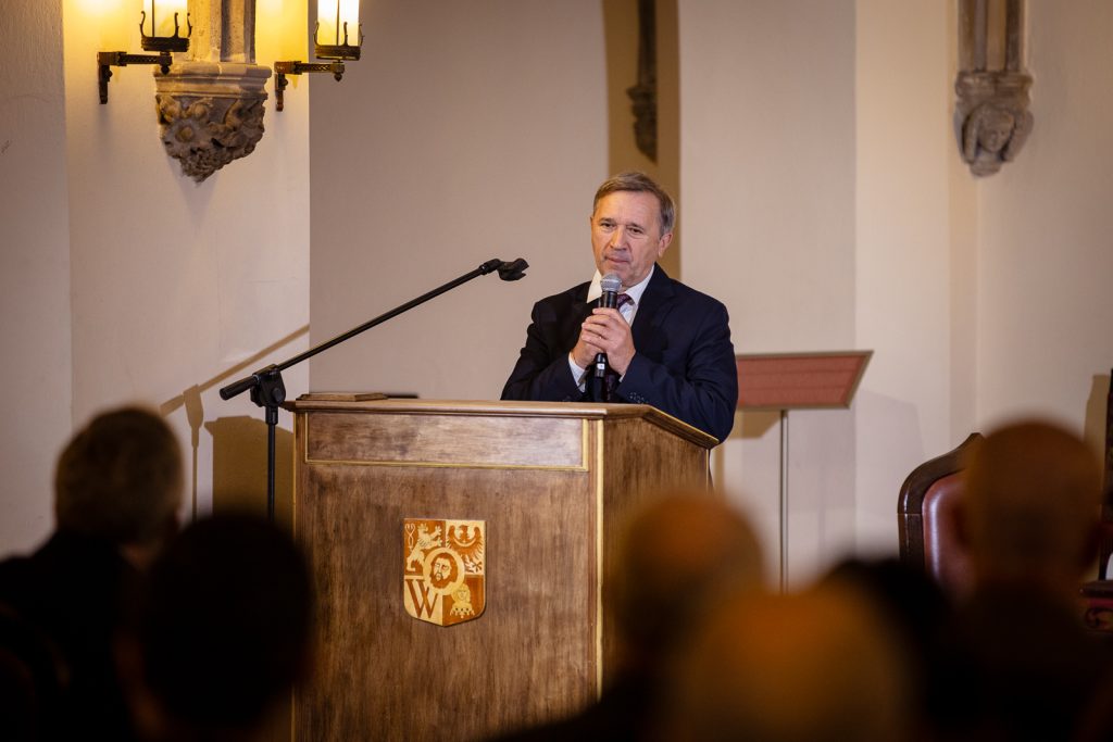 Zdjęcie uczestników konferencji „Przyszłość już tu jest”.
